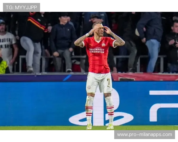 埃因霍温高位逼抢持续输出